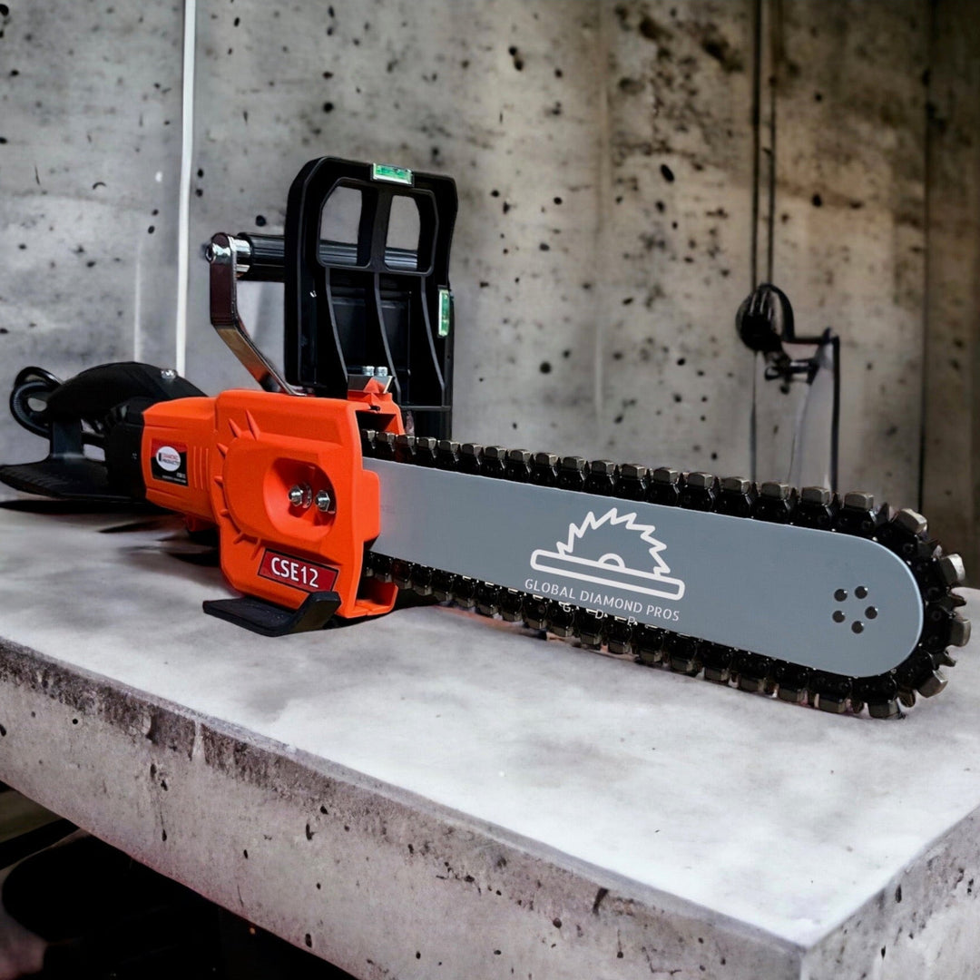 CSE12 Electric Chain Saw Package Core Cut 230v chainsaw